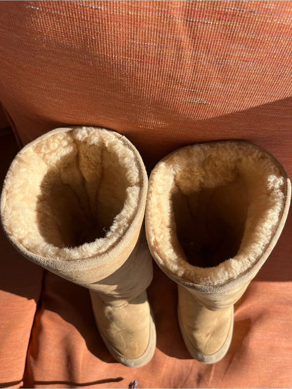 UGG Rare Australia Ultimate Tall II 5236 Women’s 9 Rugged Rubber Sole